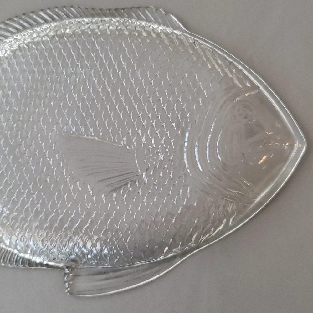 Anchor Hocking Vintage Fish Shaped Oven-Proof Clear Glass Platter